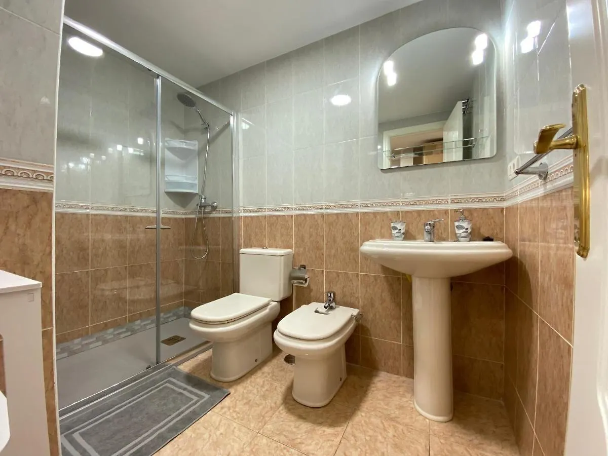 Fuengirola Holiday Apartment W/Balcony View & Pool